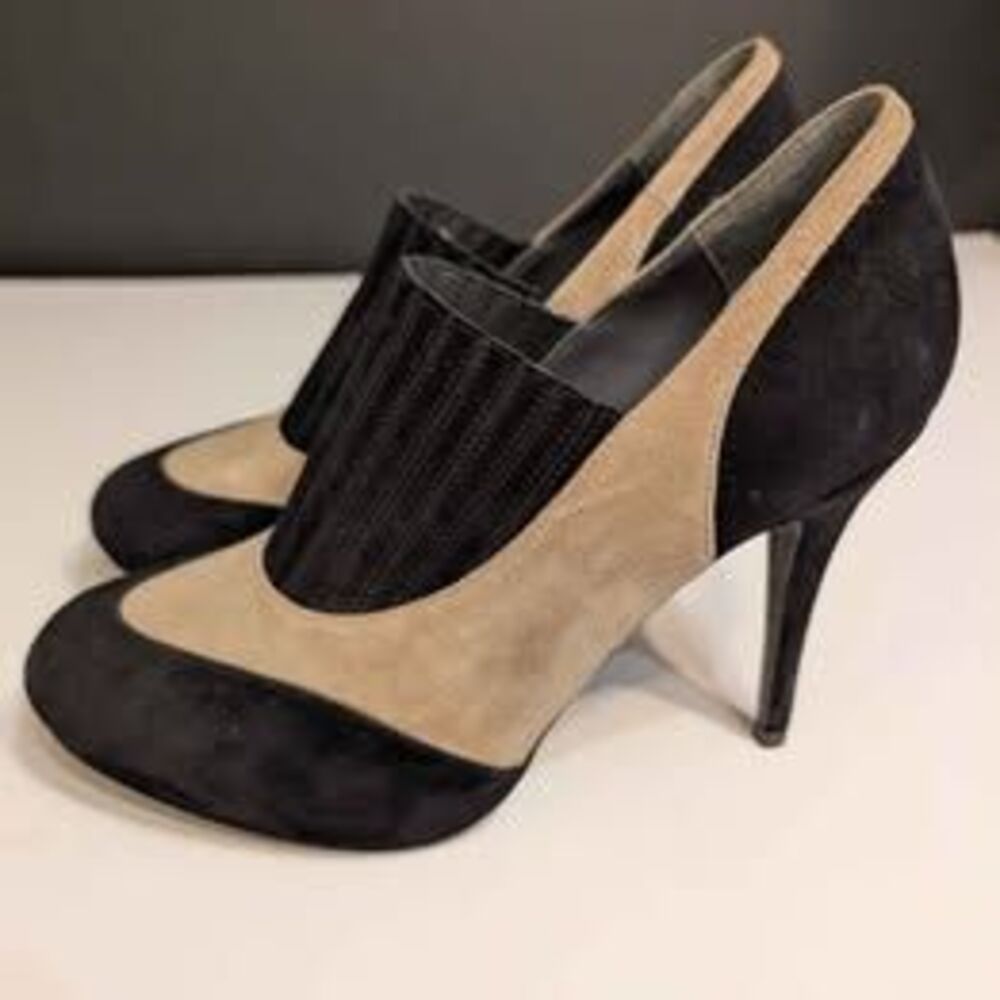 *NEW* Donald Pilner Italian Suede Stilettos sz 9